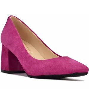 PINK SUEDE NINE WEST PUMPS